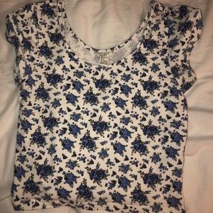 Cropped swoop neck t shirt